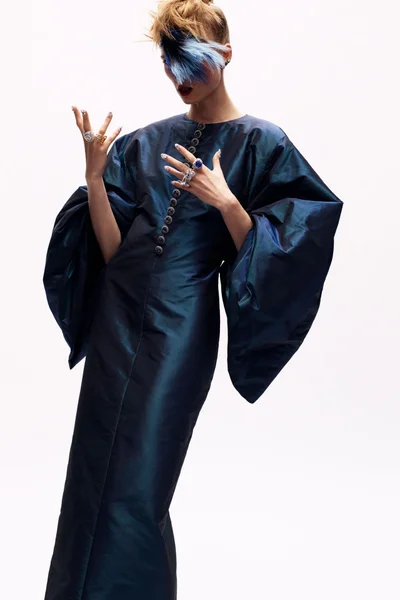Look 10